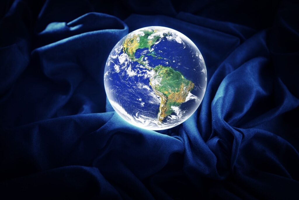 What is Mindfulness? Mindfulness & Meditation What is Mindfulness? The Now Project